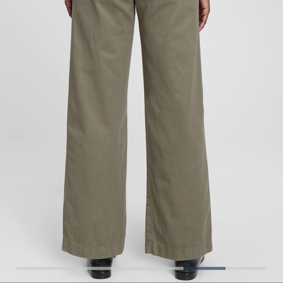 Gap loose fit wide-leg khakis - Picture 5 of 5